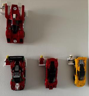 Plastic brick wall bracket speed champions