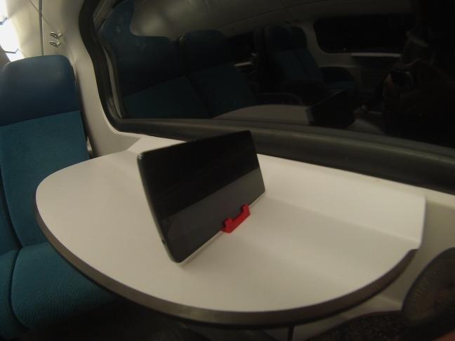 OnePlus Two landscape stand (with and without flipcover)