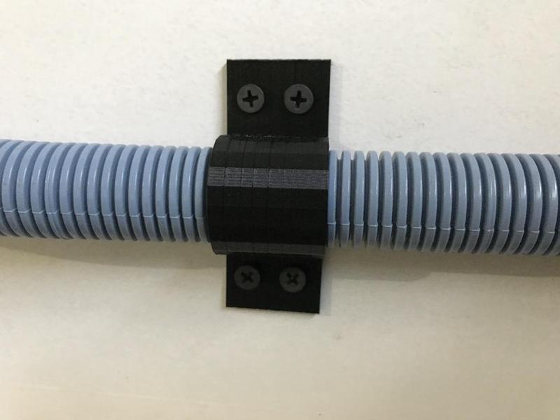 Non-Metallic Conduit C-Clamp - 3/4inch diameter