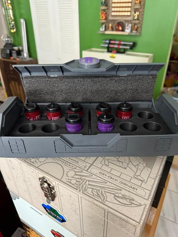 Galaxy's Edge Legacy Saber Box Kyber Crystal Display - Remix