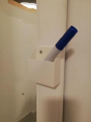 Yet another white board holder