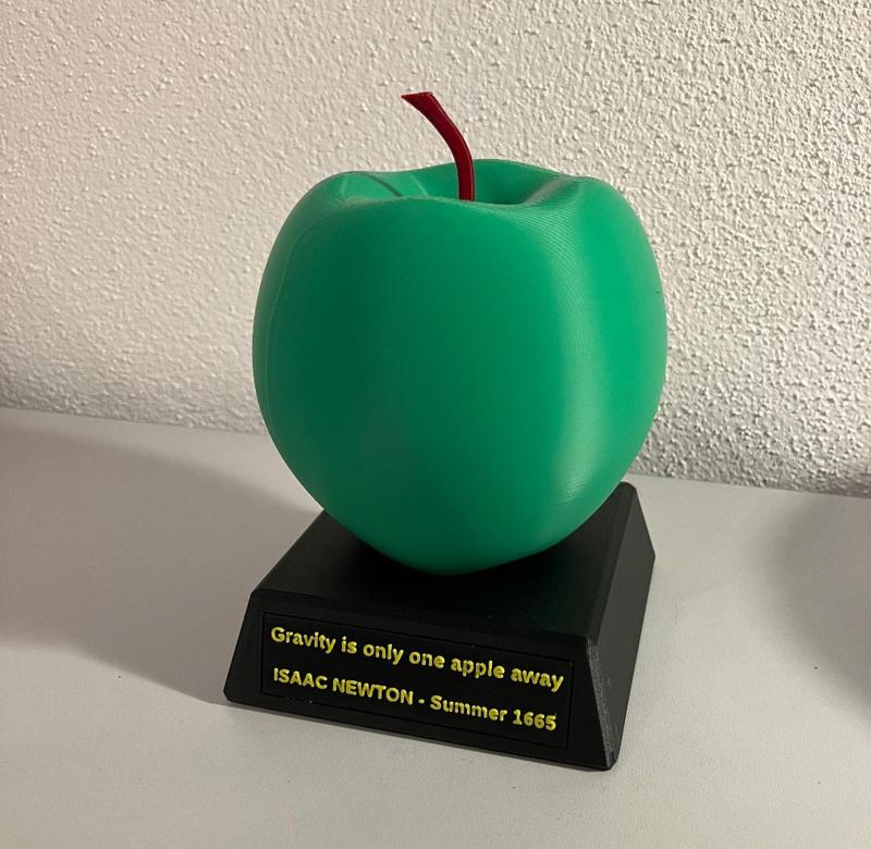 The "Isaac Newton" Apple 