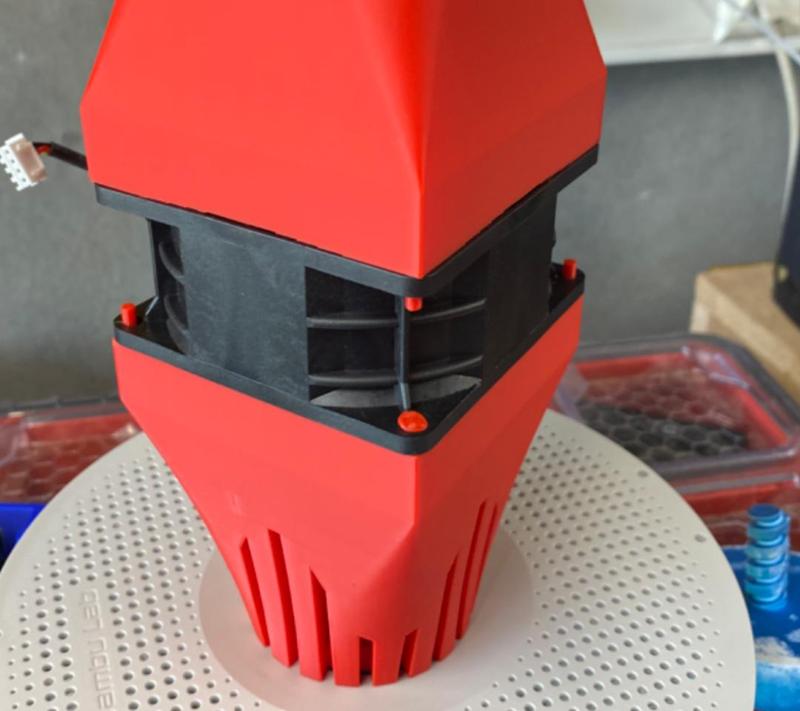 Extractor piece for fume's or ventilation