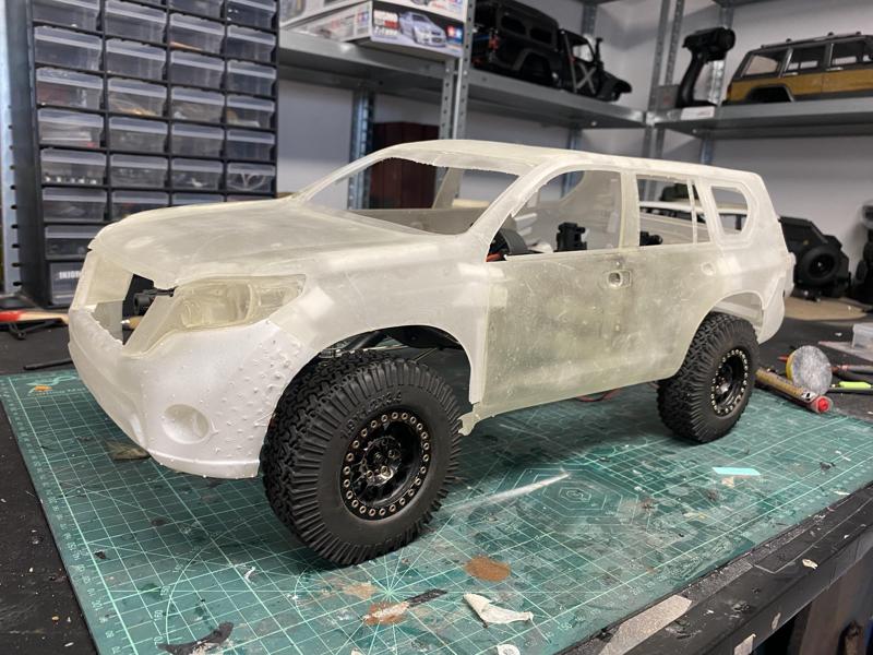 Crawler toyota land cruiser