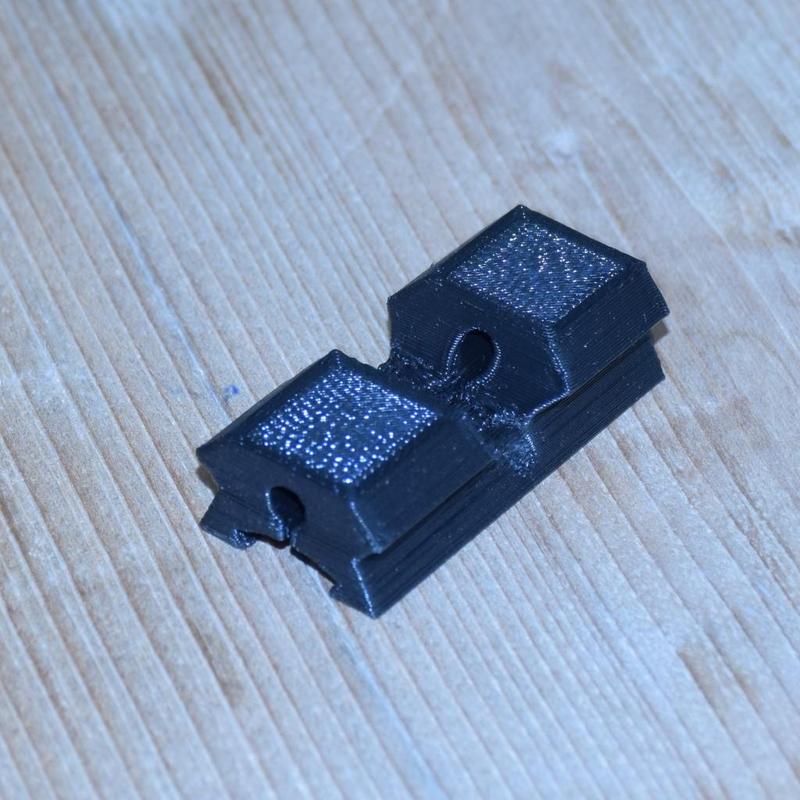 Picatinny to Konus Adapter