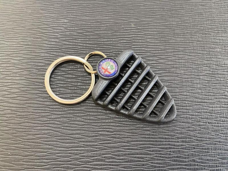 Alfa Romeo 147 Front Grill Keychain