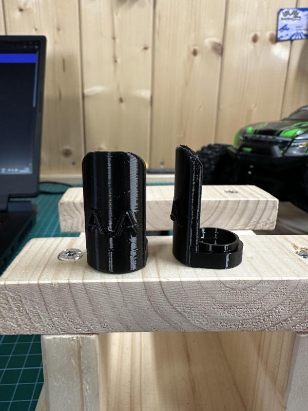 Traxxas Mini Maxx damper protection