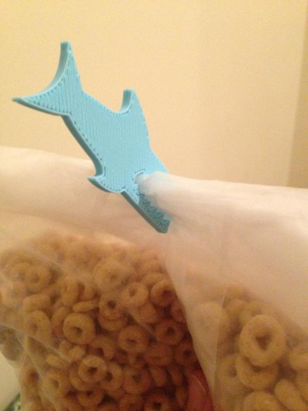 Left Shark Chip Clip