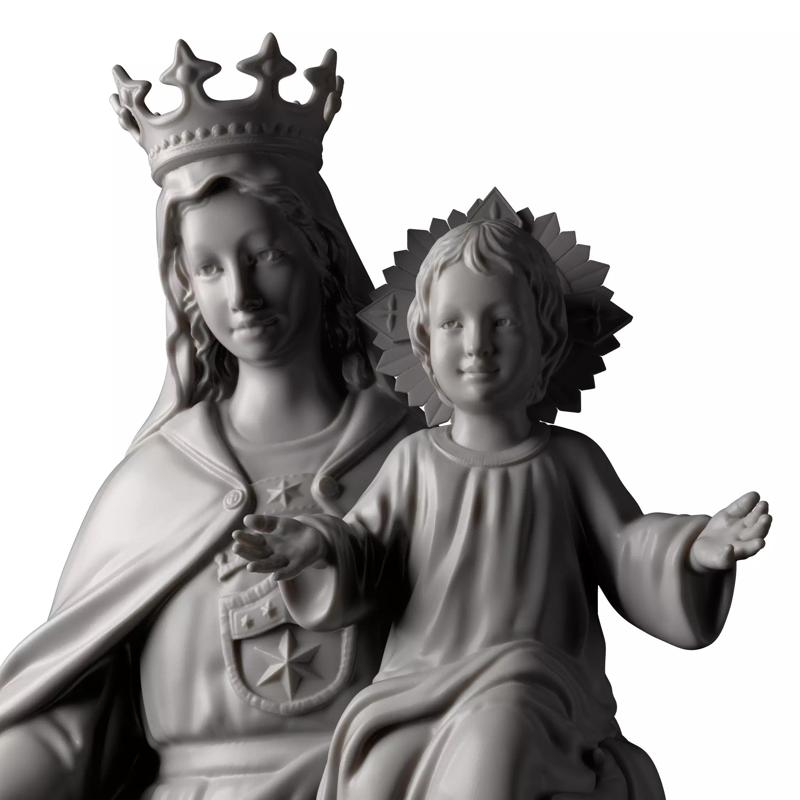 Carmel statue of virgin and child