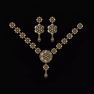 Beautiful Arabic Locket Sets with Chains
