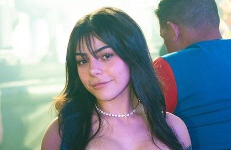 3D bust of Milica, the argentinian streamer Mica Ybañez v1