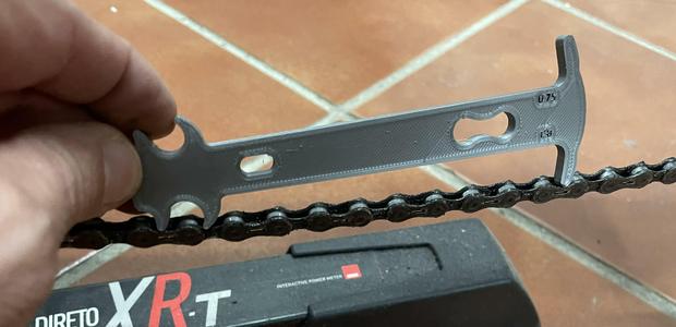 Bicycle chain wear meter