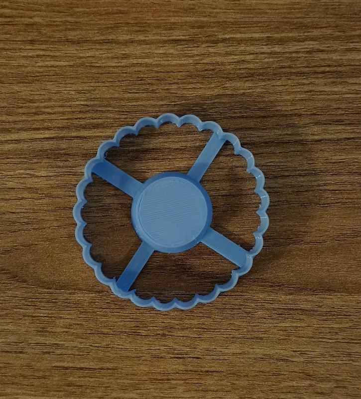 Blonda with stamp to fill