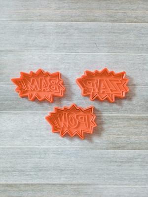 SUPER HEROES COMIC BUMPS COOKIE CUTTERS KIT X3