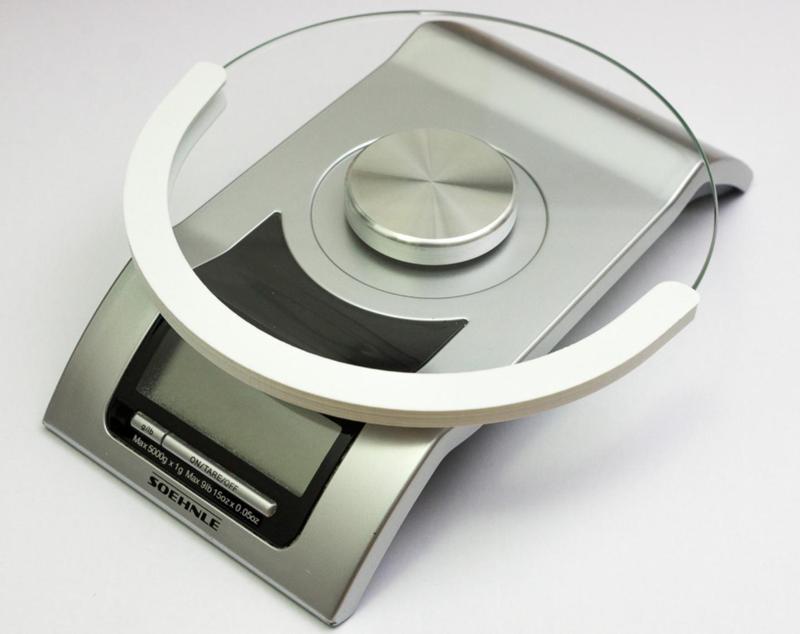 space-saving mount for kitchen balance - Soehnle scale