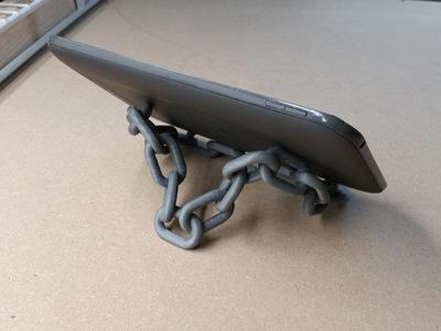 Chain Link Tablet Stand