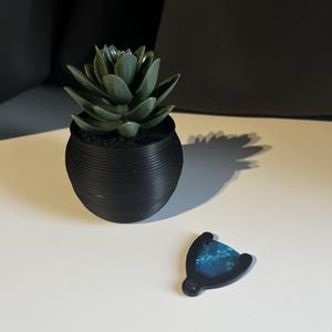 SINGLE GUITAR PICK HOLDER KEYCHAIN