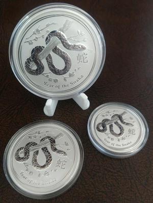 Small Coin Easel