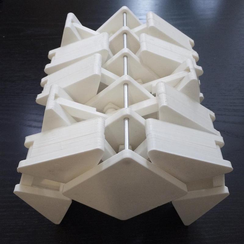 Strandbeest Inspired Walking Machine