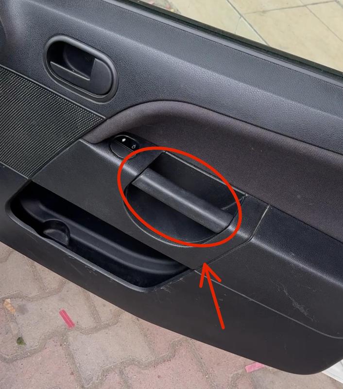 Ford Fiesta 2003-2009   door pull handle