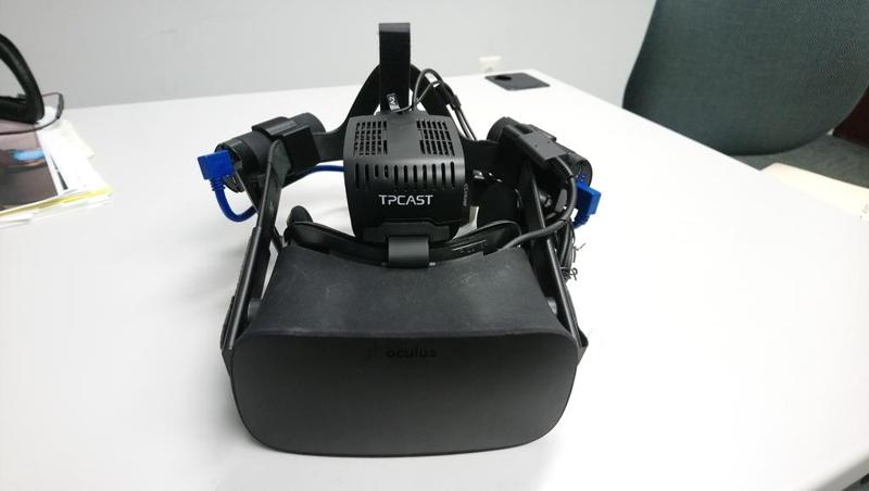 Oculus CV1 & TPCAST Dual Battery Mod