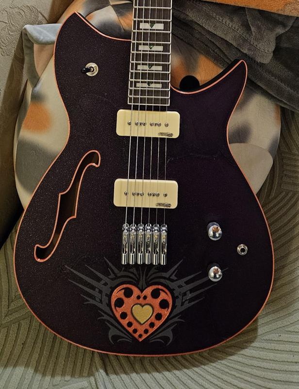 Electric Guitar The Tramp