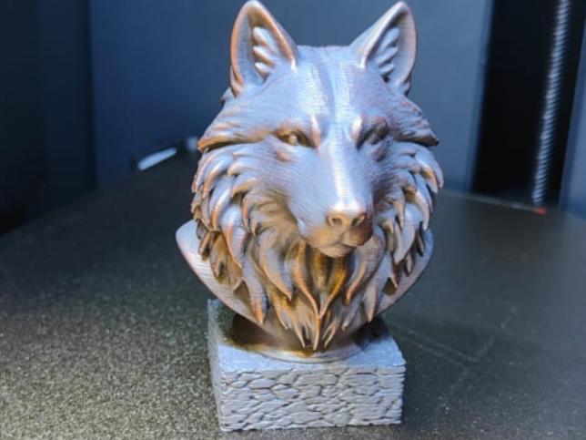 14 cm Tall Miniature Wolf Head