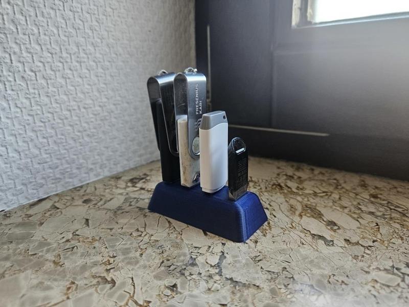 USB Stick holder 1 - 10