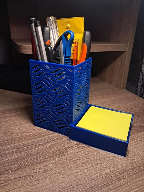 Pen holder Waves