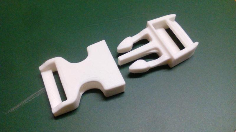 Plastic buckles for 20mm straps | Plastikschnallen für 20mm Gurte