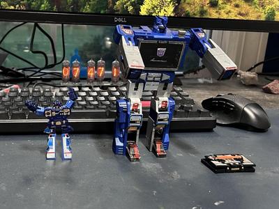 Transformers G1 Frenzy Leg Connector / Fix