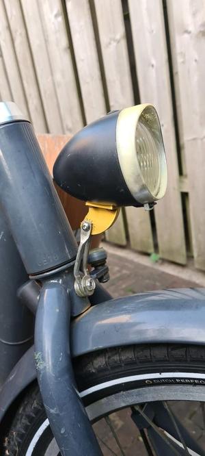 Babboe City bicycle front light holder