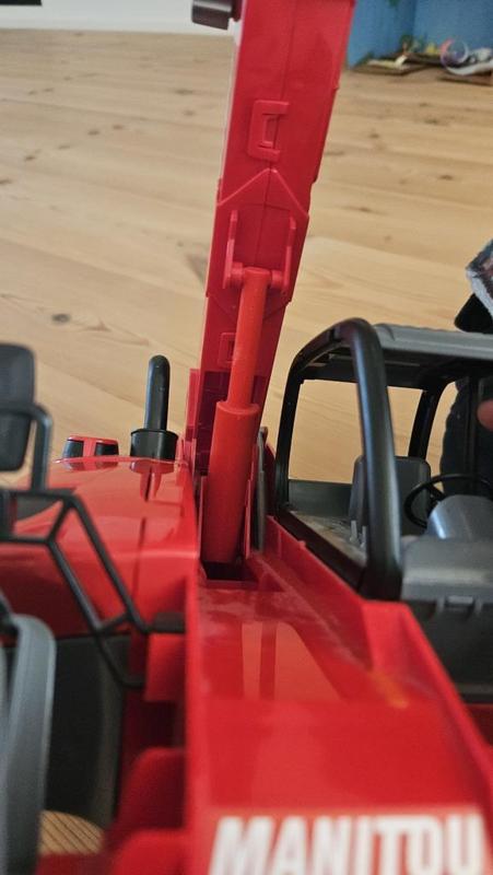 Bruder 1065/01 Hydralic Cylinder Replacement