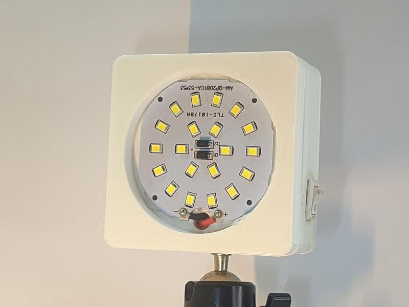 Portable camera light white 3.7v