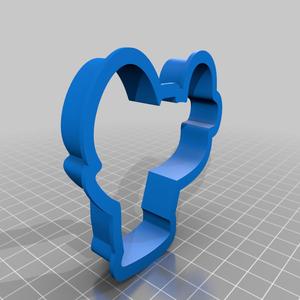 Tractor cookie cutter 