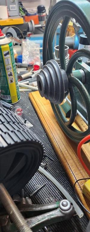 RETROL Antique 4-Stroke Hot-bulb Engine belt adapter