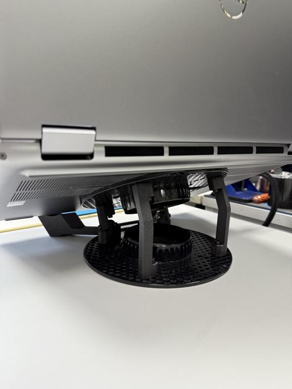 Remix Food Recycling Stand