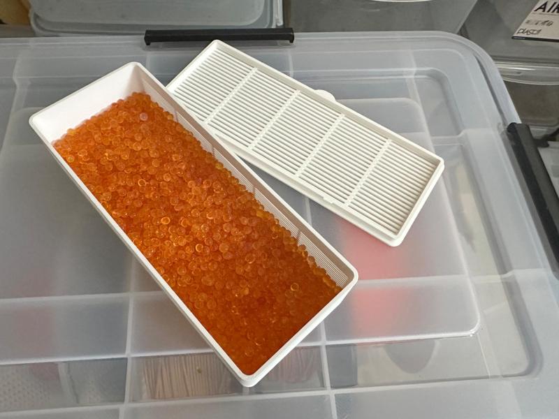Desiccant box (silica gel box)