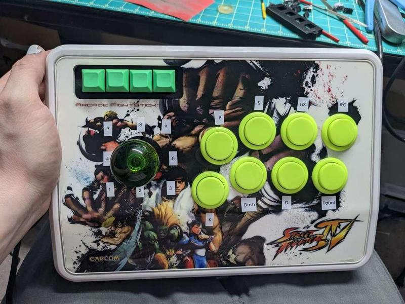 Mechanical Keyswitch Bracket for Street Fighter IV FightStick