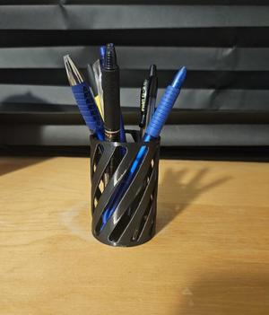 Spiral Pen Holder