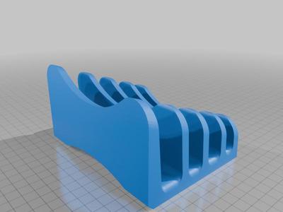 Cutting board holder 