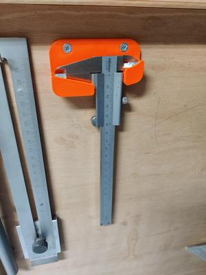 Caliper holder