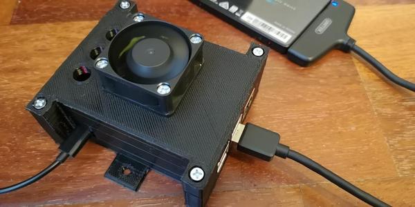 Raspberry Pi 4 Case (wall)