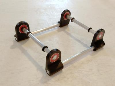 Universal filament spool holder