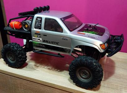 Remo Hobby 1073 Axial SCX10 Honcho body stands