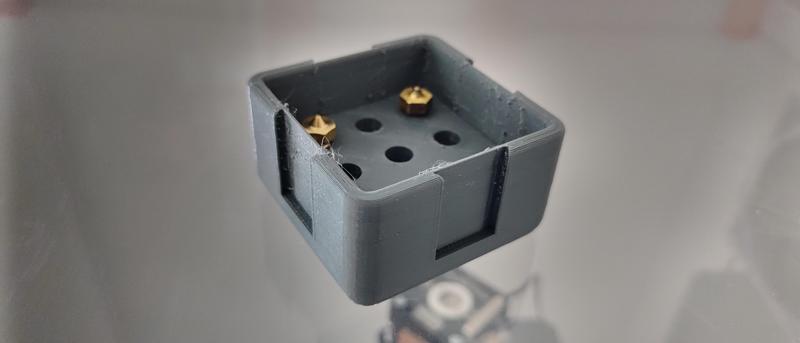 Catch-All trays - nozzle holder