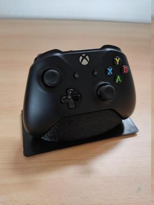 Gridfinity Minimalistic Xbox Controller Stand Tilted Up