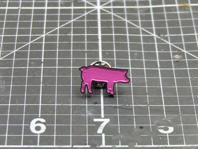 Pig enamel pin