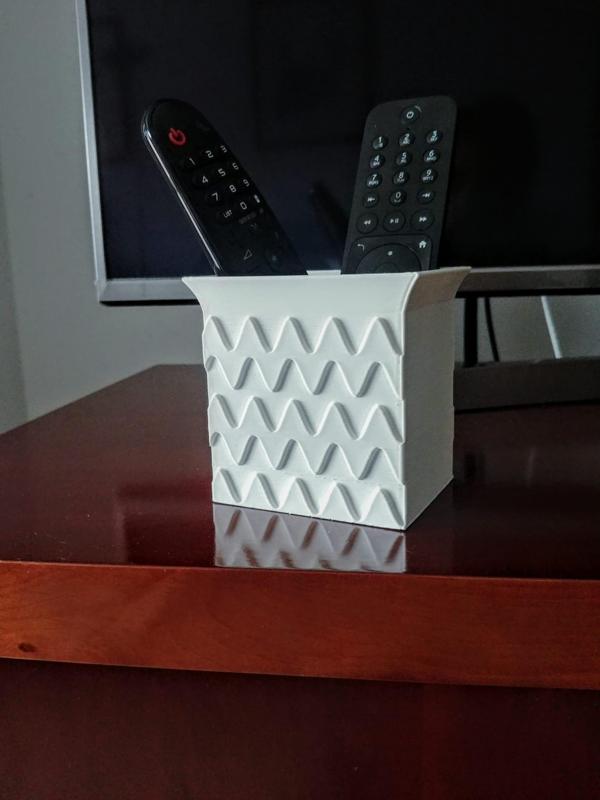 Wavy Remote Holder