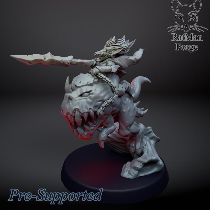 Gobbo leader on lizard